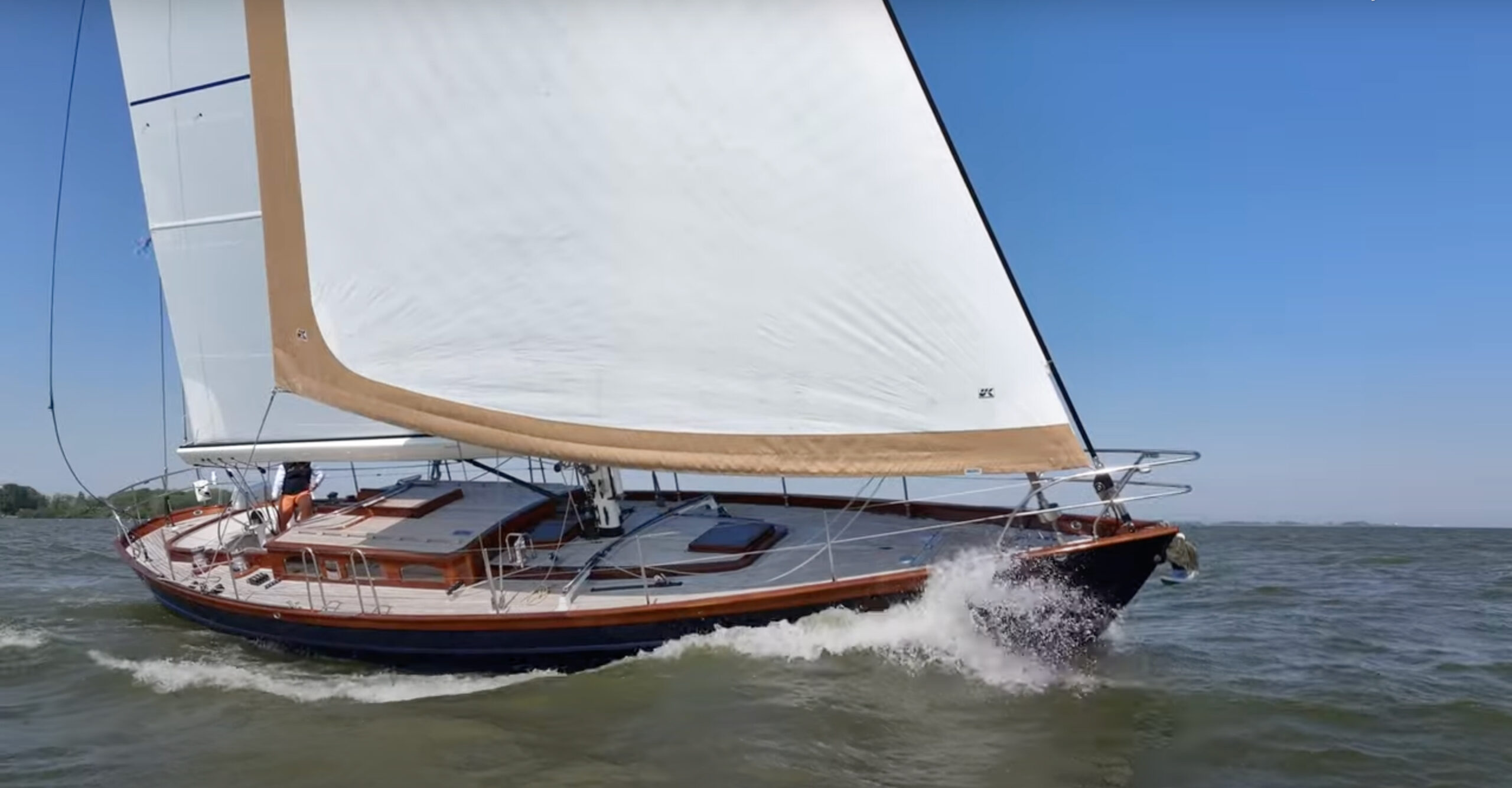 yacht builder amsterdam